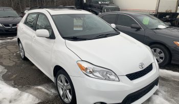 2012 Toyota Matrix S – Sunroof, Alloy Rims, and Bluetooth