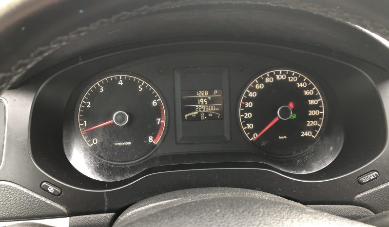2011 VW Jetta (Navigation, Leather Seats, Sunroof, Alloy Rims) full